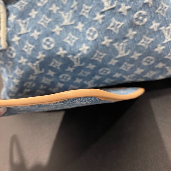 Louis Vuitton Monogram Denim Carry All MM Blue (JB1067) - Picture 3 of 16